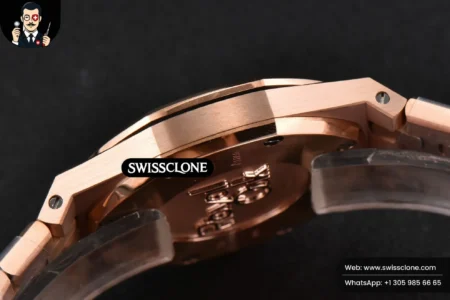 Audemars Piguet Royal Oak Ladies 33mm 8F Diamond White Dial Quartz High Resolution View