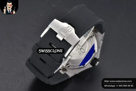 Audemars Piguet Royal Oak Offshore Diver 15703 42mm GF Black Dial Black Rubber High Resolution View
