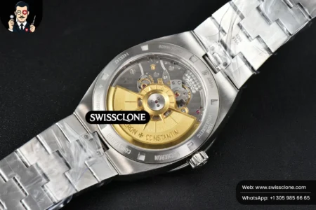 Vacheron Constantin Overseas 4500V 41mm White Dial High Resolution View