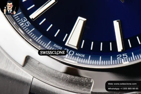 Vacheron Constantin Overseas 4500V 41mm Blue Dial Blue Rubber High Resolution View
