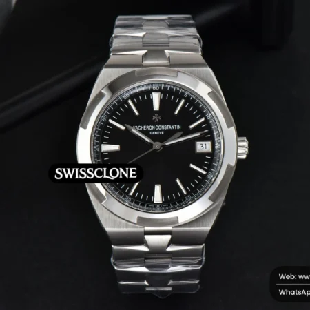 Vacheron Constantin Overseas 4500V 41mm Black Dial High Resolution View