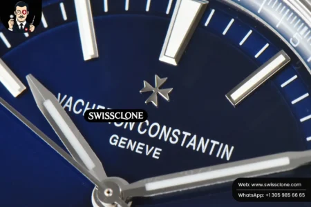 Vacheron Constantin Overseas 4500V 41mm Blue Dial High Resolution View