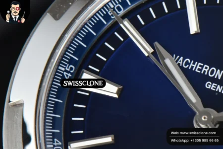 Vacheron Constantin Overseas 4500V 41mm Blue Dial High Resolution View