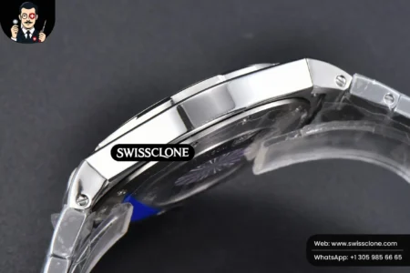 Vacheron Constantin Overseas 47040 42mm Blue Dial High Resolution View