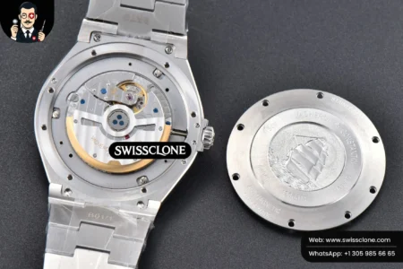 Vacheron Constantin Overseas 47040 42mm Blue Dial High Resolution View
