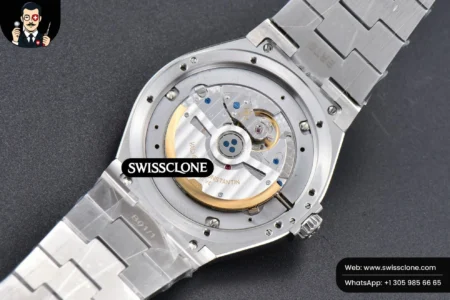 Vacheron Constantin Overseas 47040 42mm Blue Dial High Resolution View