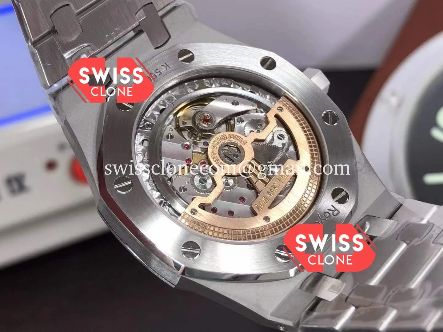 Audemars Piguet Royal Jumbo Oak Extra Thin Blue Dial 904L 1:1 Super Clone - On-Wrist Presence View