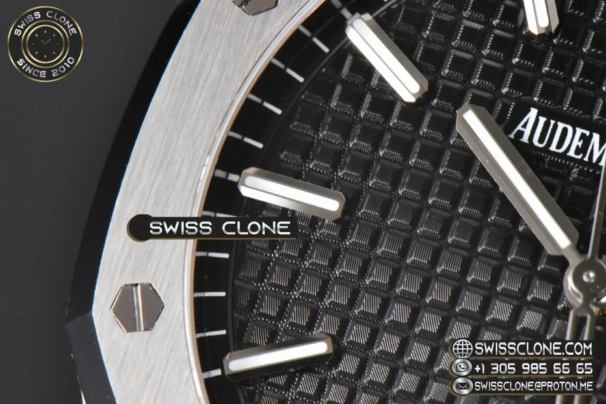 Audemars Piguet Royal Oak 15500 41mm Black Textured Dial 1:1 Super Clone - Caseback & Cloned Calibre Movement