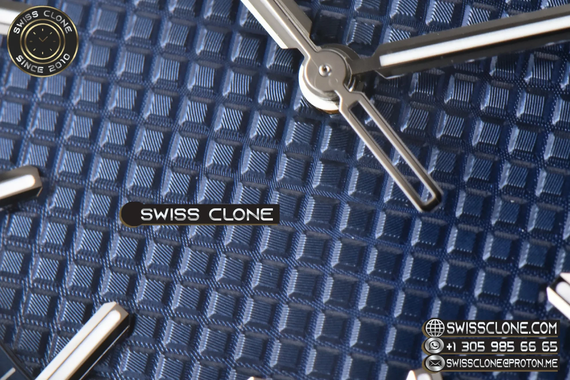 Audemars Piguet Royal Oak 15500 41mm Blue Textured Dial 1:1 Super Clone - On-Wrist Presence View