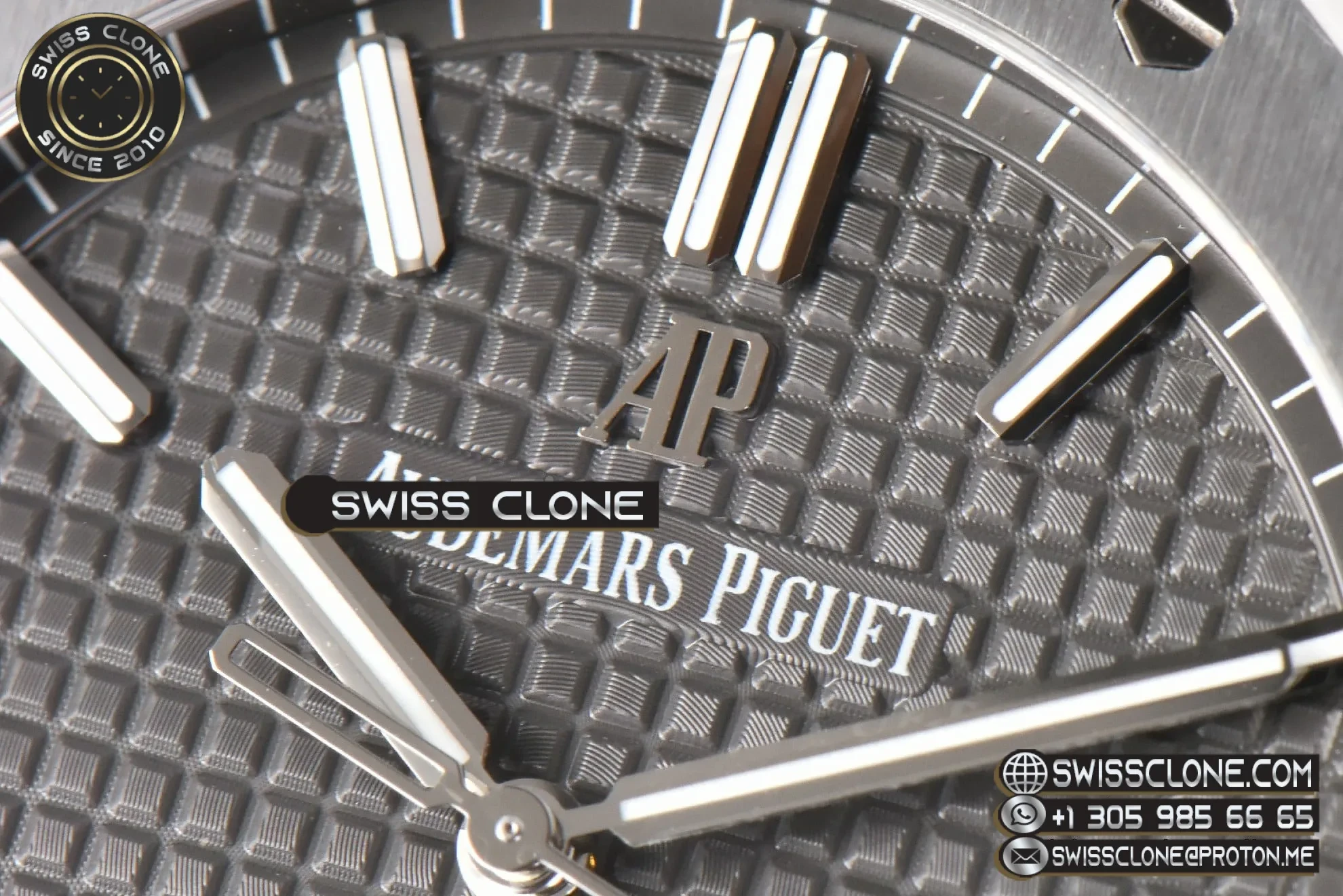 Audemars Piguet Royal Oak 15500 41mm Gray Textured Dial 1:1 Super Clone - Clasp & Bracelet Finishing