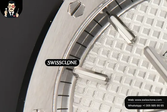 Audemars Piguet Royal Oak 15500 41mm White Textured Dial (SW-26586) 1:1 Super Clone - Caseback & Cloned Calibre Movement