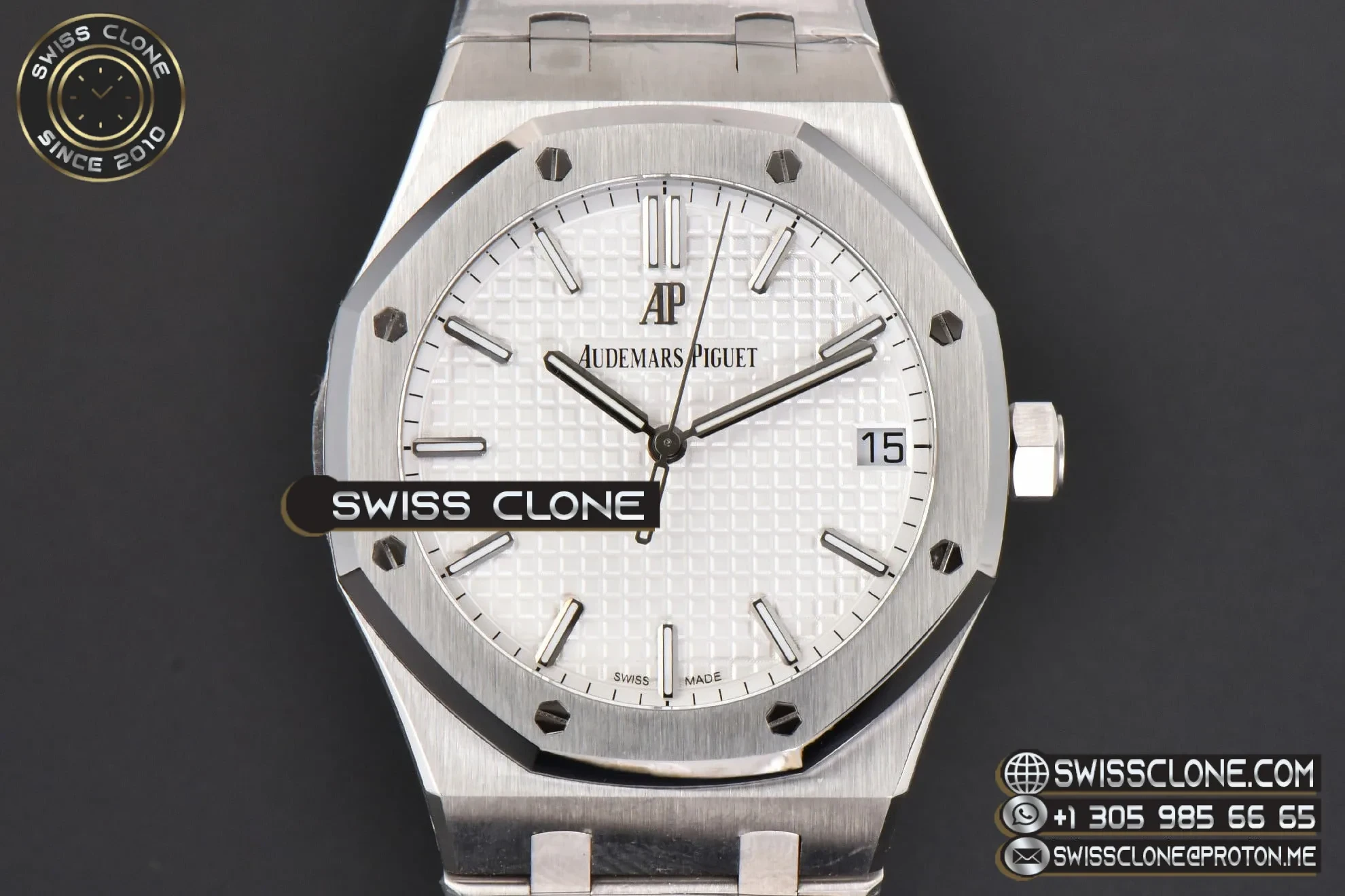 Audemars Piguet Royal Oak 15500 41mm White Textured Dial