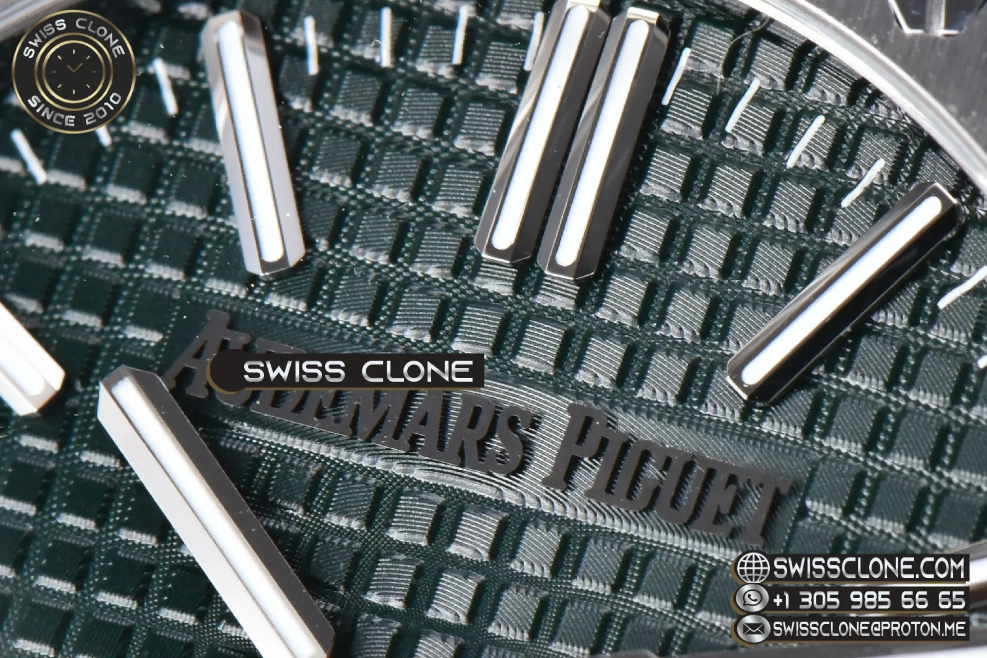 Audemars Piguet Royal Oak 15510 50th Anniversary Green Dial 41mm 1:1 Super Clone - Caseback & Cloned Calibre Movement