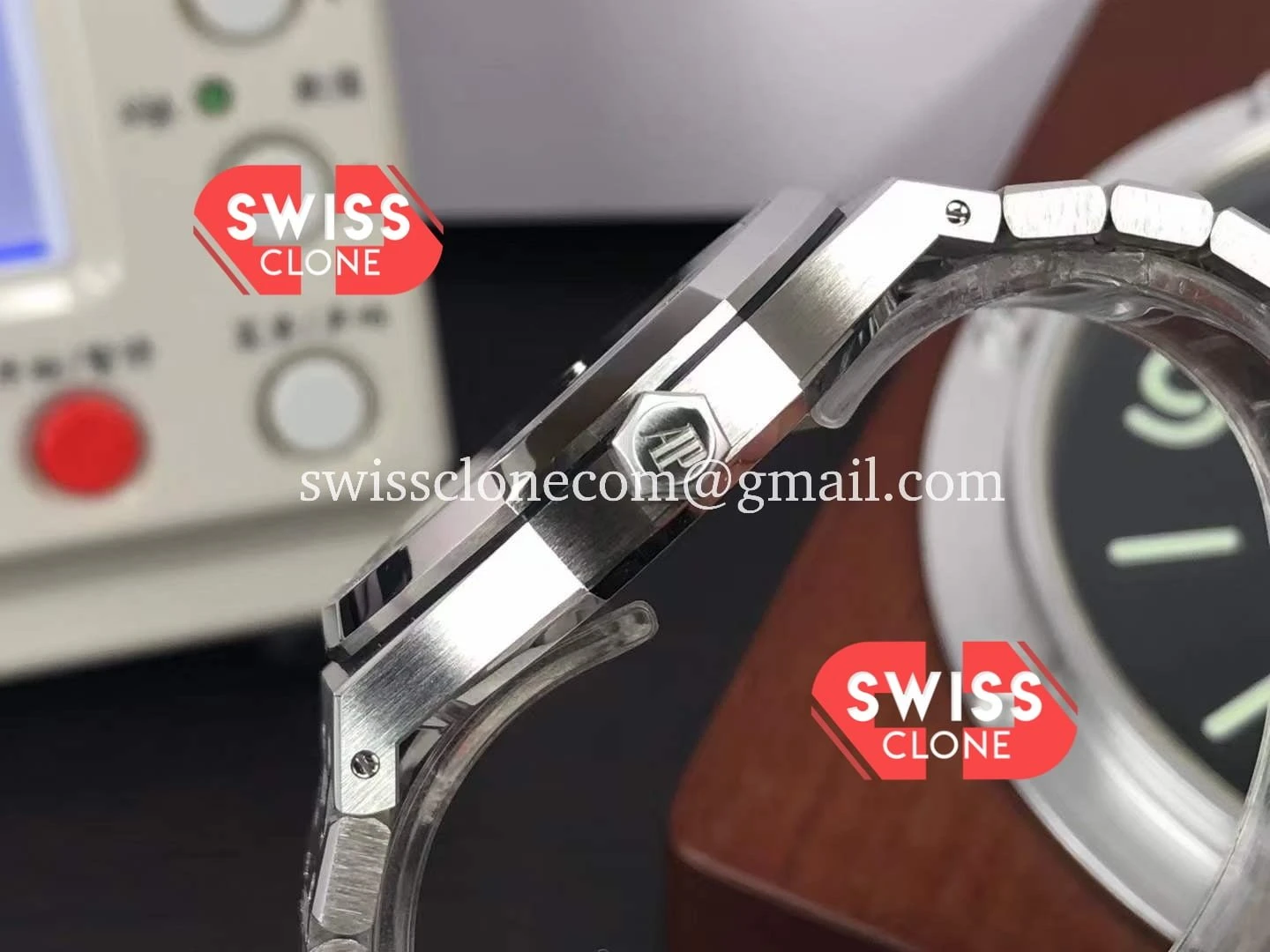 Audemars Piguet Royal Oak 41MM Black Dial 904L 1:1 Super Clone - Lateral Case Thickness Profile