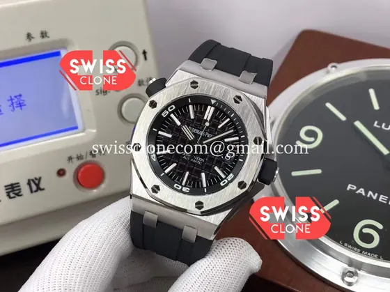 Audemars Piguet Royal Oak Diver 15703 Steel 1:1 Super Clone - Bezel & Case Profile
