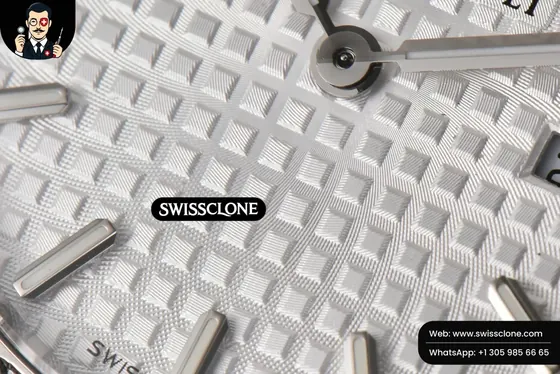 Audemars Piguet Royal Oak Ladies 33mm 8F Diamond White Dial Quartz (SW-28698) 1:1 Super Clone - On-Wrist Presence & Lug Geometry