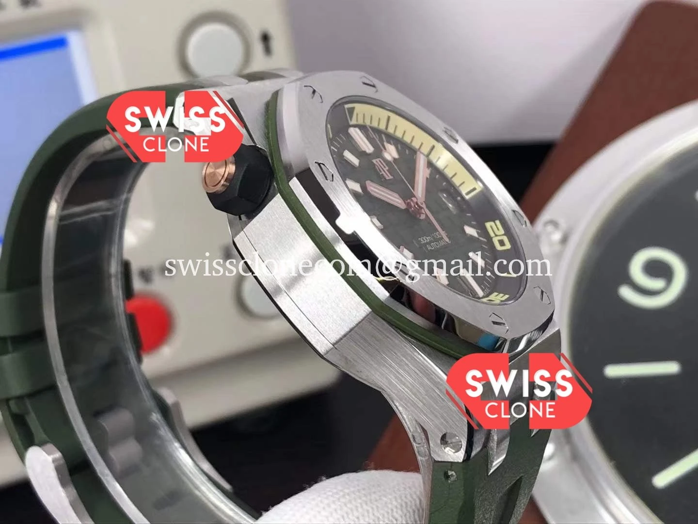 Audemars Piguet Royal Oak Offshore 1:1 Super Clone - Caseback & Cloned Calibre Movement