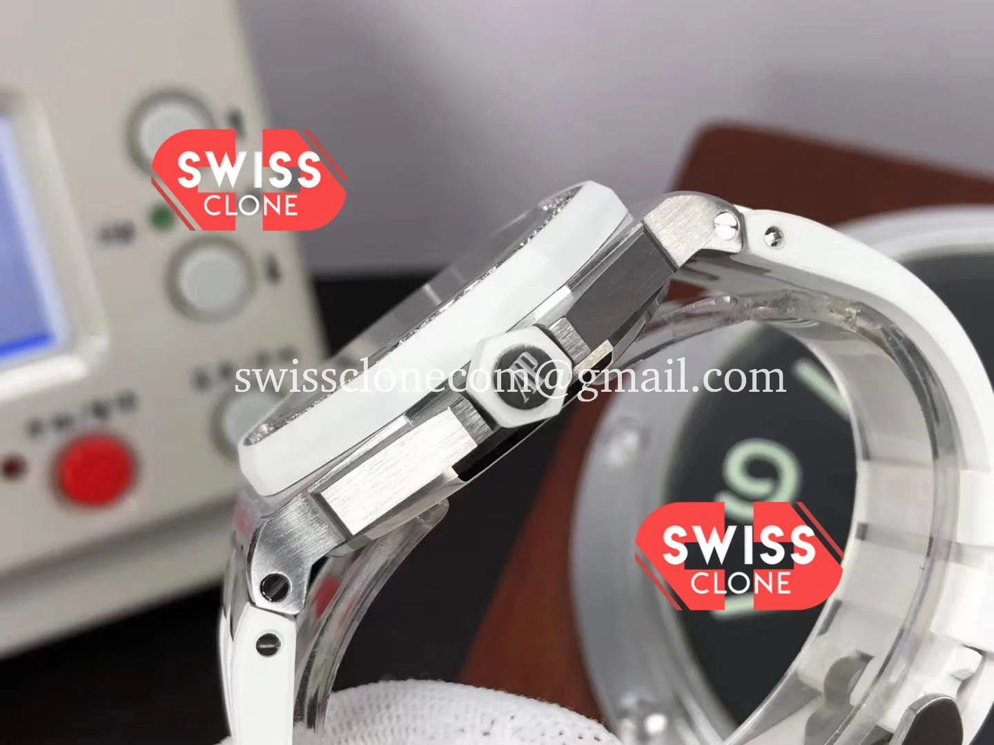 Audemars Piguet Royal Oak Offshore 37MM 1:1 Super Clone - On-Wrist Presence View