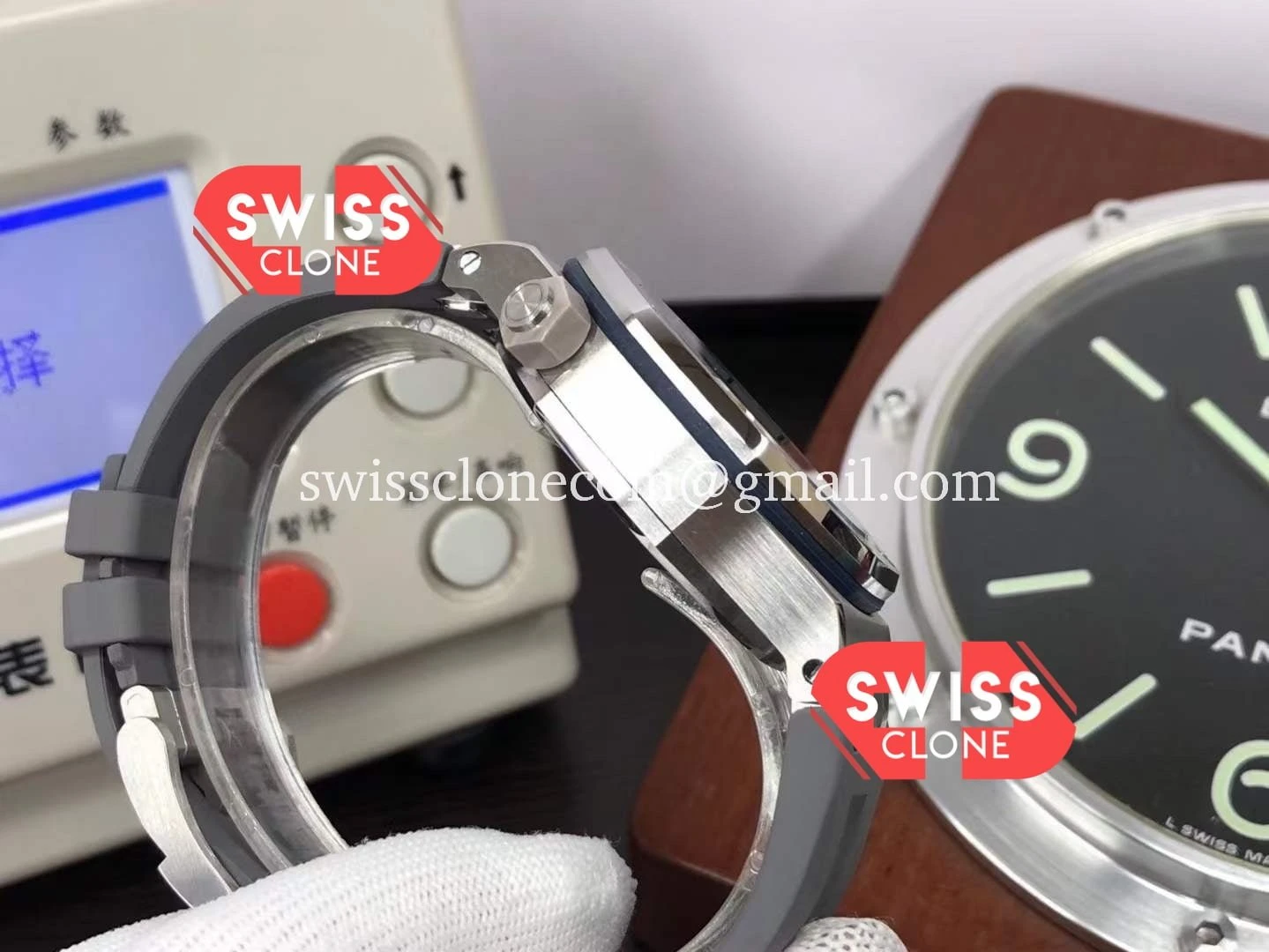 Audemars Piguet Royal Oak Offshore Diver Grey Dial 42mm 1:1 Super Clone - Caseback & Cloned Calibre Movement