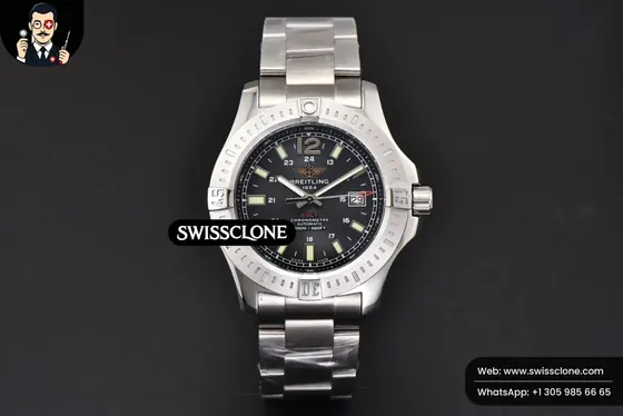 Breitling Avenger Automatic 43mm TF Black Dial 1:1 Super Clone - Dial Macro Close-Up
