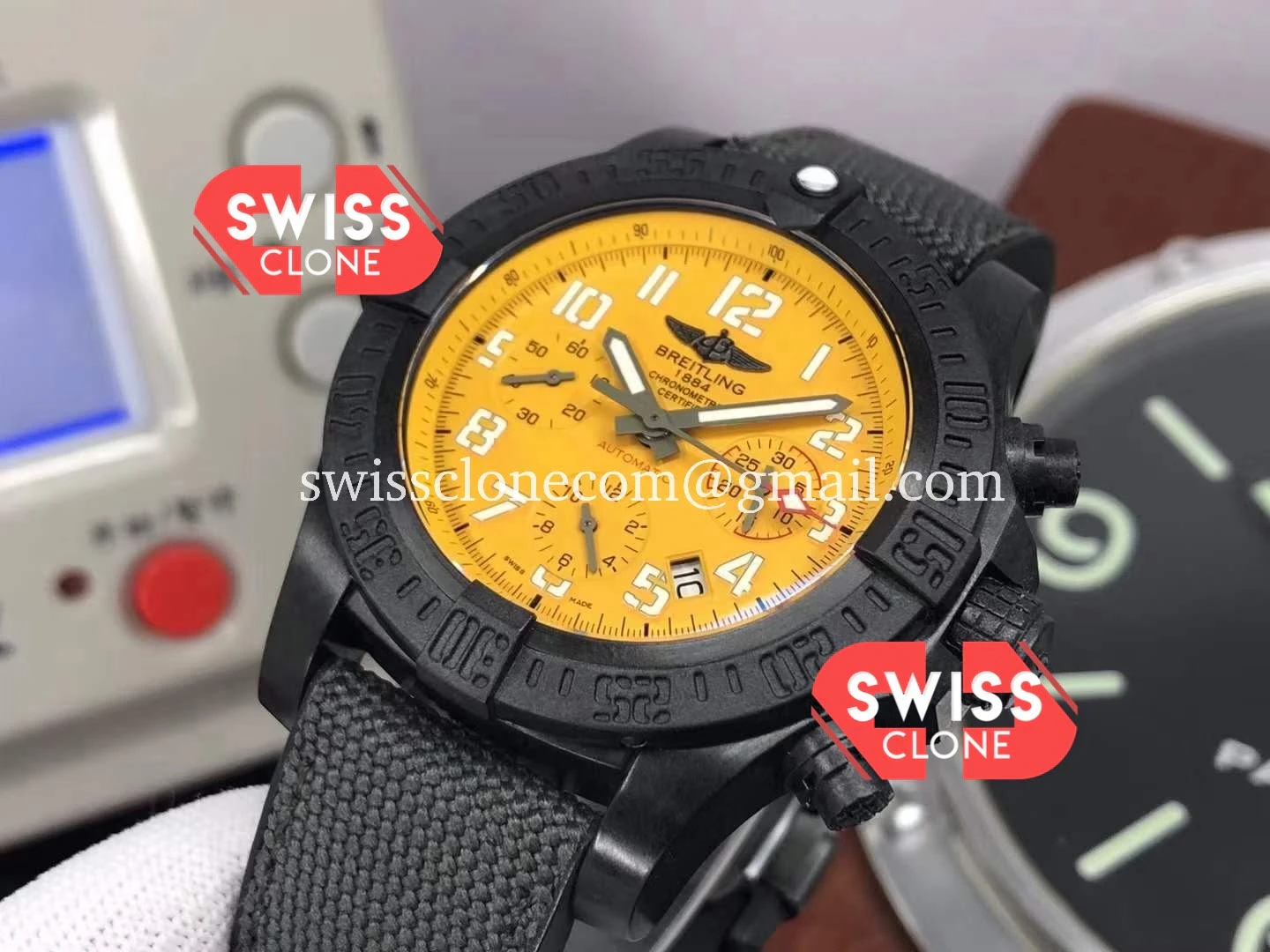 Breitling Avenger Hurricane Chronograph Cobra Yellow 1:1 Super Clone - Clasp & Bracelet Finishing