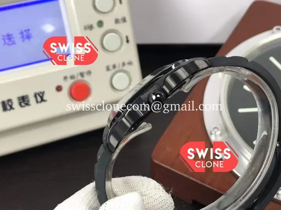 Cartier De Santos DLC Coated 1:1 Super Clone - Lateral Case Thickness Profile