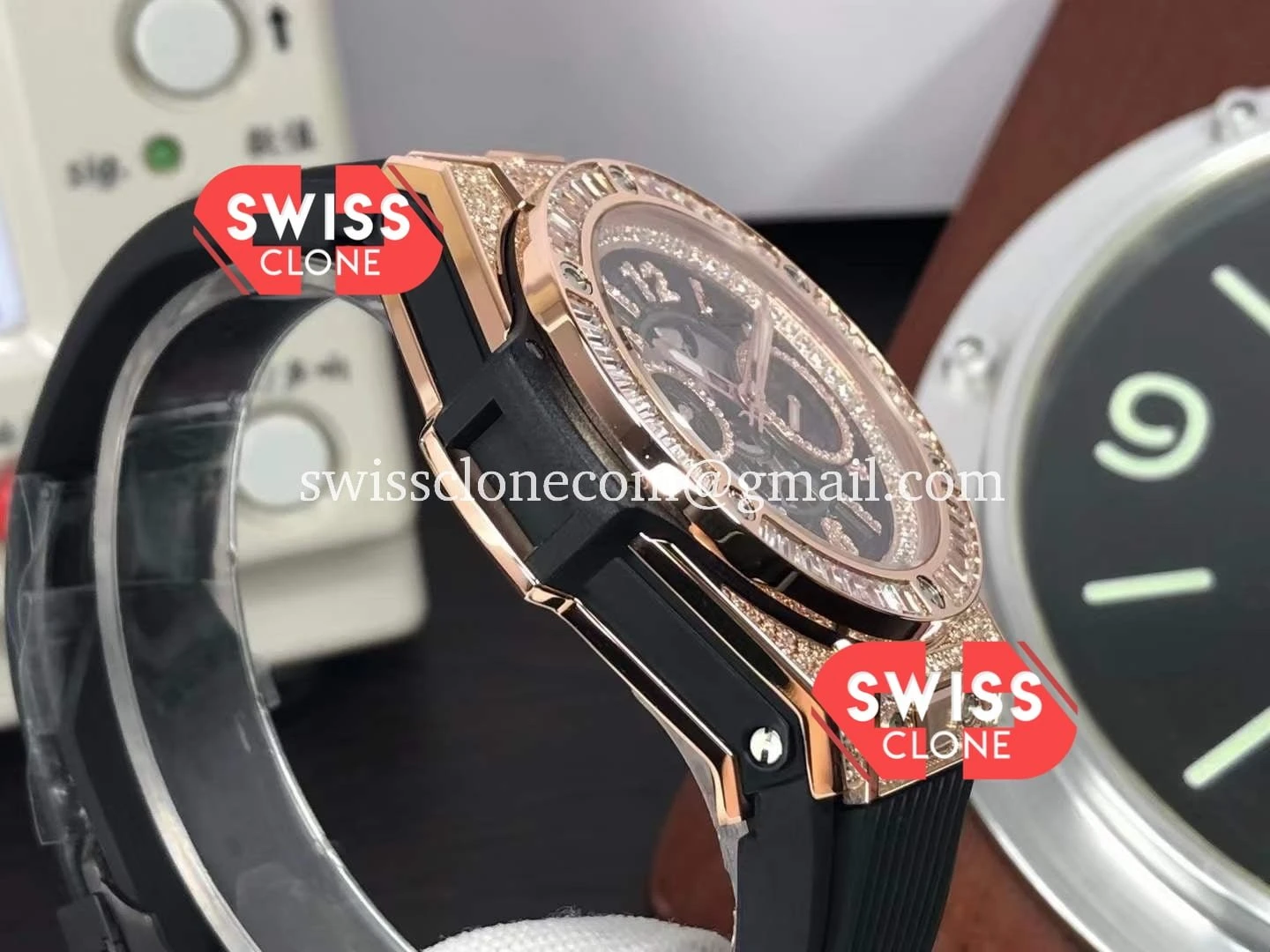 Hublot Big Bang Unico Rose Gold Diamonds 1:1 Super Clone - Caseback & Cloned Calibre Movement