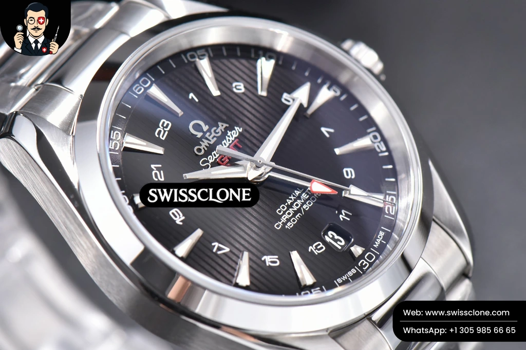 Omega Aqua Terra 150M 43mm GMT Black Textured Dial SS Bracelet A8605 (VSF) 1:1 Super Clone - Buckle Engravings & Micro-Adjustment