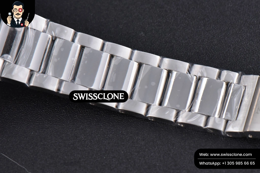 Omega Aqua Terra 150M 43mm GMT Black Textured Dial SS Bracelet A8605 (VSF) 1:1 Super Clone - Atelier Macro View #23