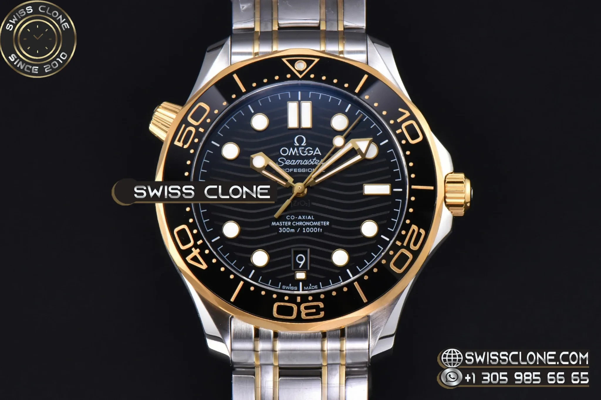 Omega Seamaster Diver 300M 42mm YG/SS Black Dial Metal And Rubber VS8800 V4(Free rubber ) 1:1 Super Clone - Dial Macro Close-Up