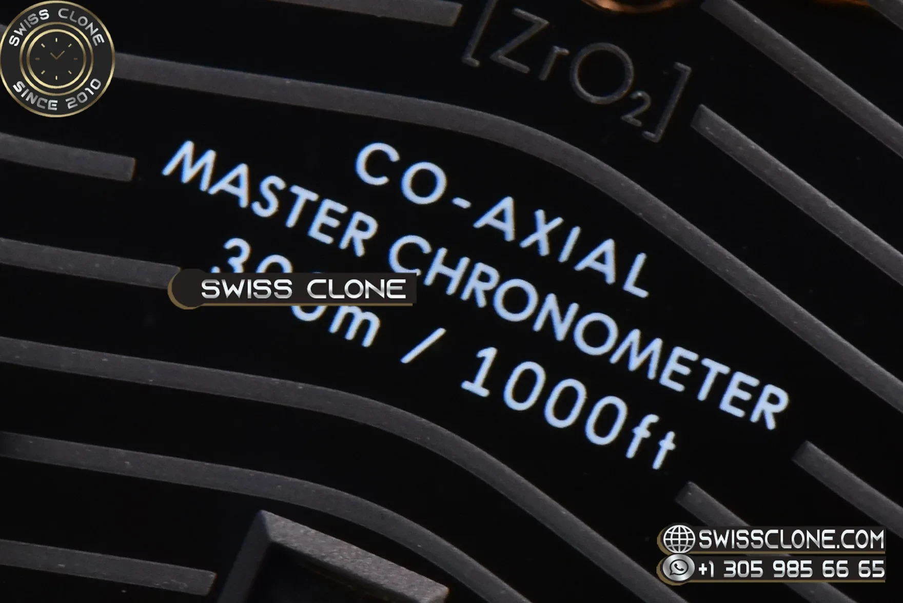 Omega Seamaster Diver 300M 42mm YG/SS Black Dial Metal And Rubber VS8800 V4(Free rubber ) 1:1 Super Clone - On-Wrist Presence View