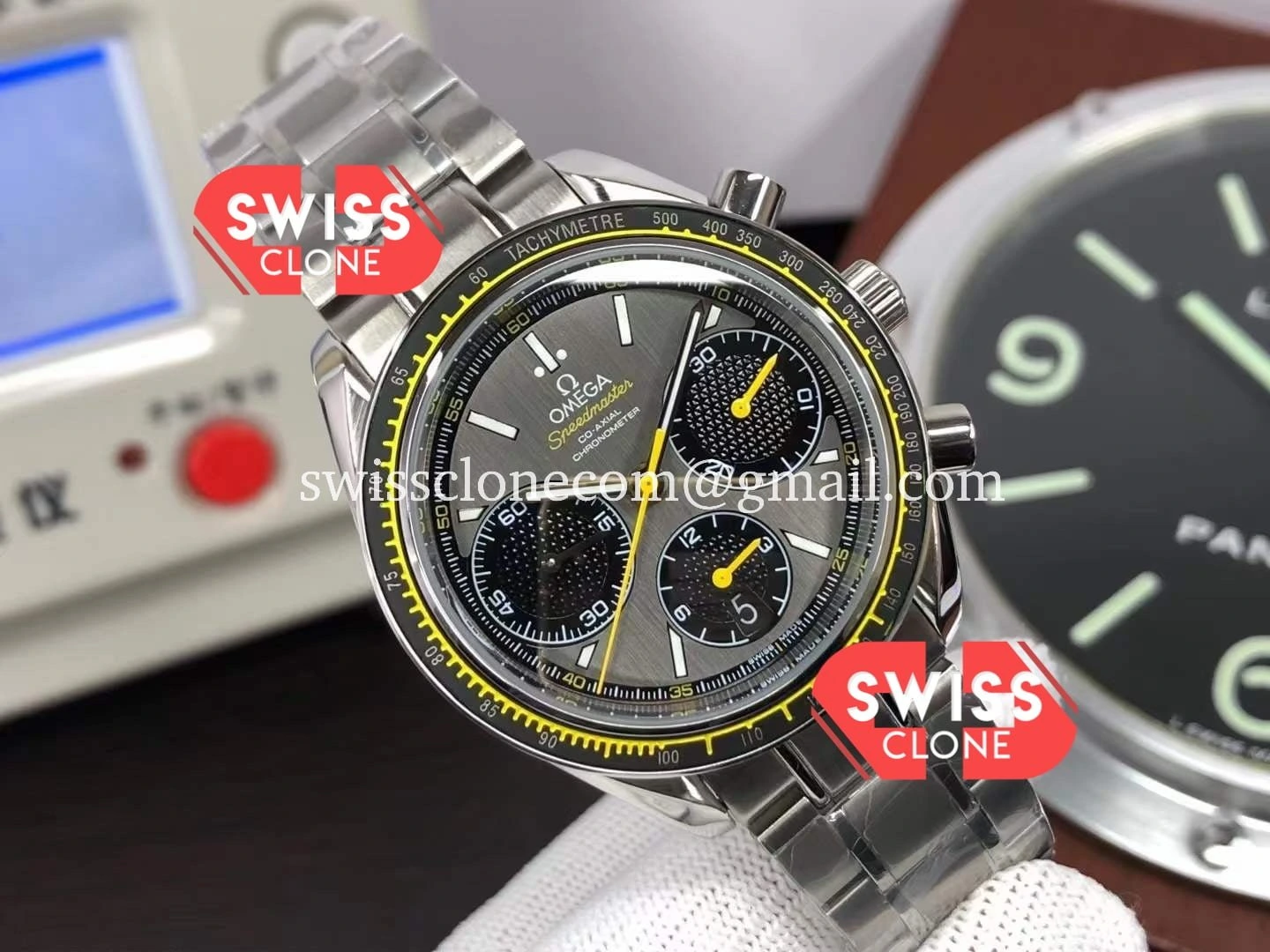 Omega Speedmaster Racing Grey Dial 904L Steel 1:1 Super Clone - Dial Macro Close-Up