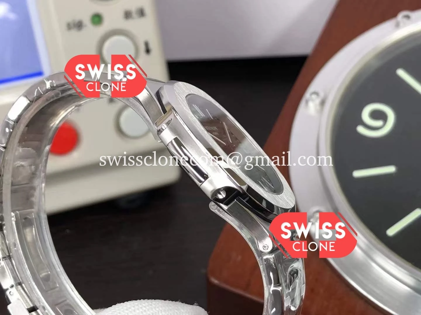 Patek Philippe Nautilus 5711/1A 014 Green Dial 904L 1:1 Super Clone - Caseback & Cloned Calibre Movement