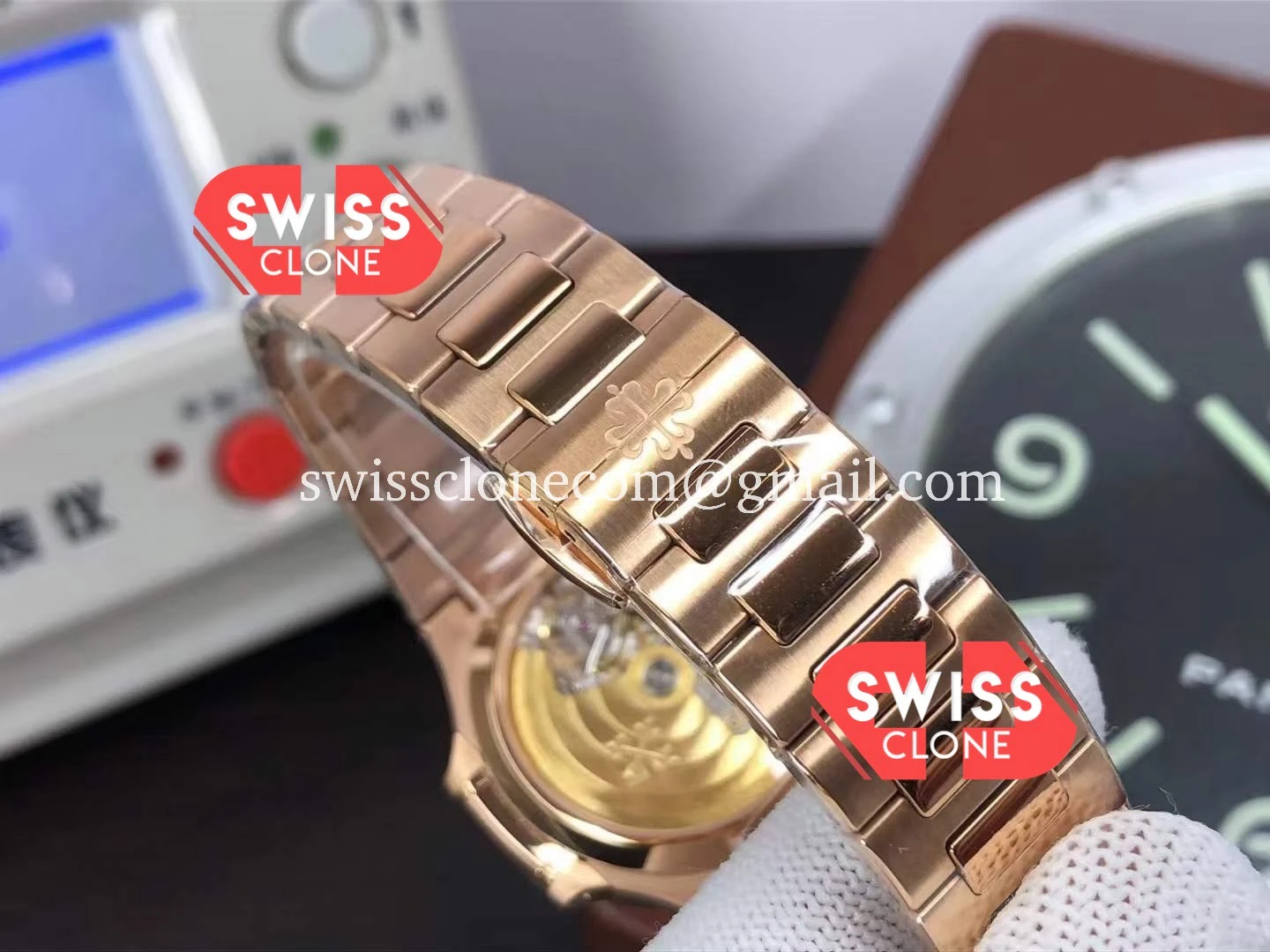 Patek Philippe Nautilus Rose Gold 7118/1200R 010 35MM 1:1 Super Clone - On-Wrist Presence View