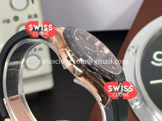 Rolex Cosmograph Daytona M116515 Rose Gold 4130 1:1 Super Clone - Caseback & Cloned Calibre Movement