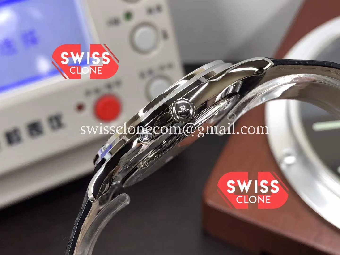 Jaeger-LeCoultre Jaeger LeCoultre Master Ultra Thin Moon 904L Steel Swiss Clone - View 3