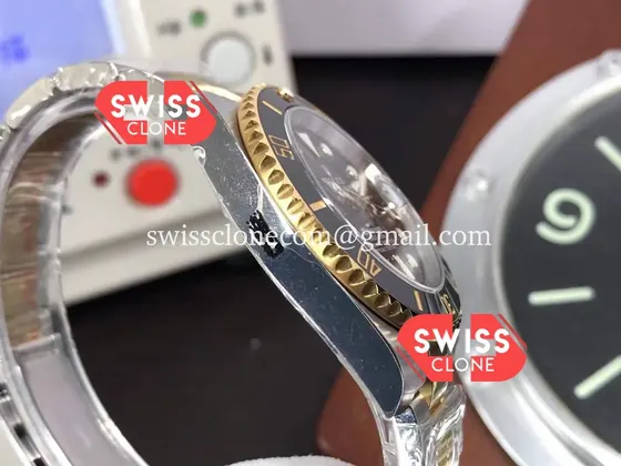 Rolex Submariner 41MM Two Tone 126613LN 904L Steel 1:1 Super Clone - Caseback & Cloned Calibre Movement