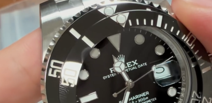 Vf Submariner Bezel Vs Genuine 2 Side-by-Side Comparison