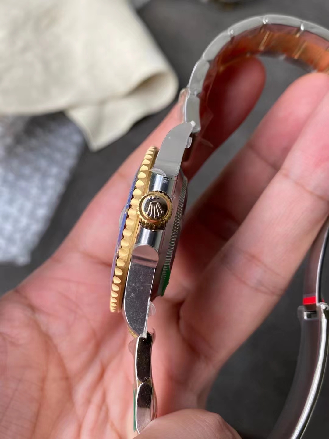 VSF Rolex Submariner 41mm 126610LN & Starbucks 126610LV Review: Inside the VS3235 Super Clone — Replica Rolex Submariner Two Tone Blue 4 Side-by-Side Comparison