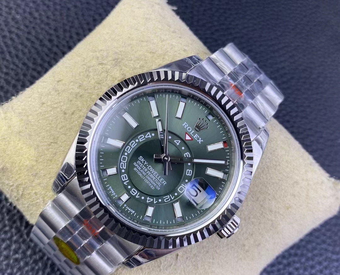Rolex Sky-Dweller 326934 & 336934 Super Clone Guide: ZF Factory Ring Command Bezel & Annual Calendar — Replica Rolex Sky Dweller Green 2 Macro Inspection