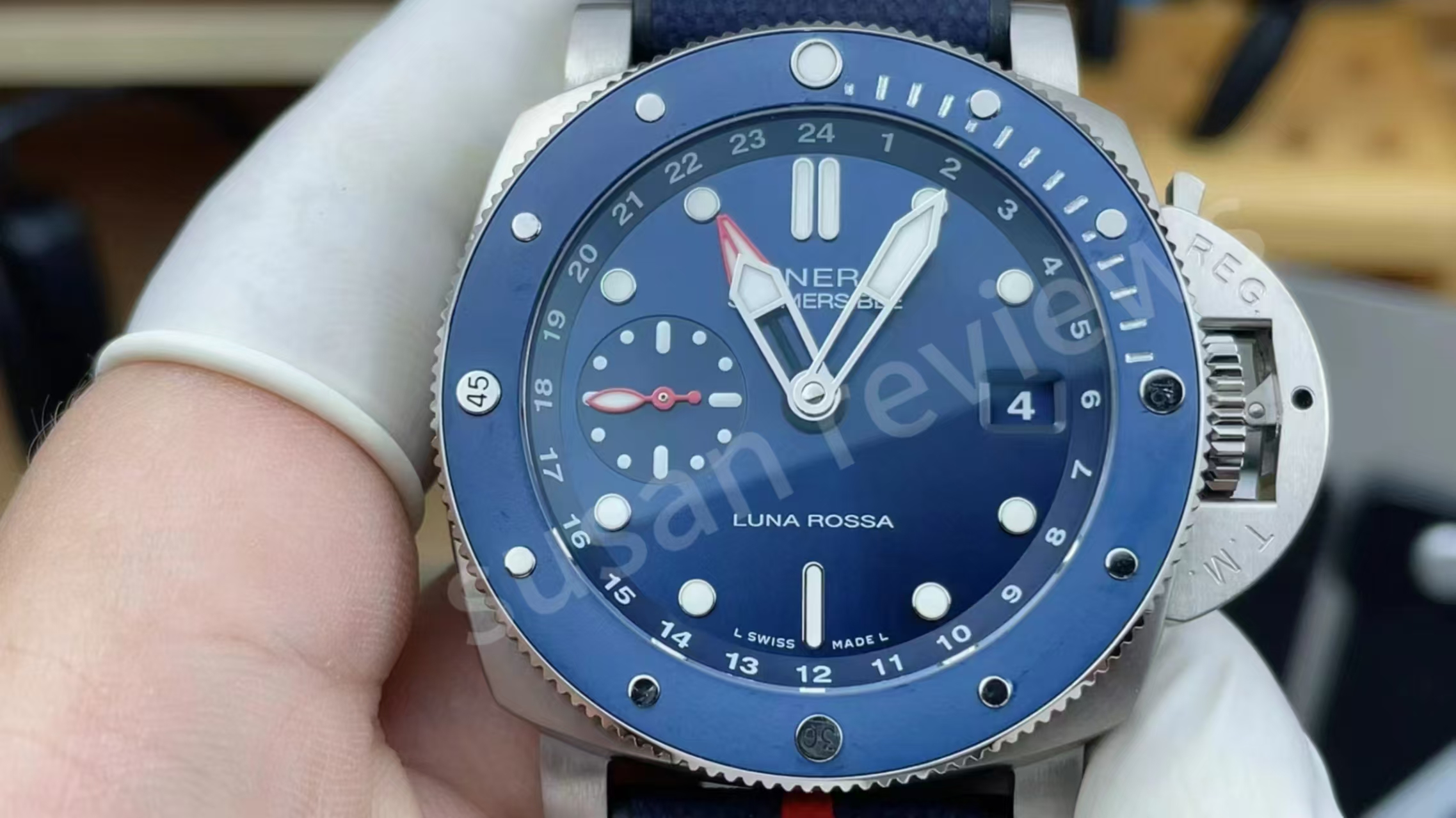 Panerai Super Clone Buyer Guide: VSF Carbotech Submersible (PAM1616 / PAM960) & Luminor Marina P.9010 — Pam 1507 Dial Macro Inspection