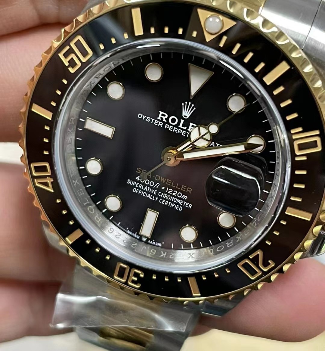 Rolex Sea-Dweller 43mm (126600 Red Text) & Deepsea D-Blue (126660) Super Clone Review: VSF vs Clean — Rolex Sea Dweller Two Tone Black Dial Movement & Case Macro